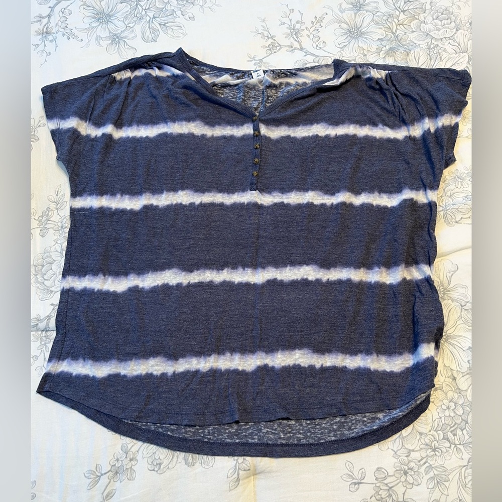 Summery casual top
